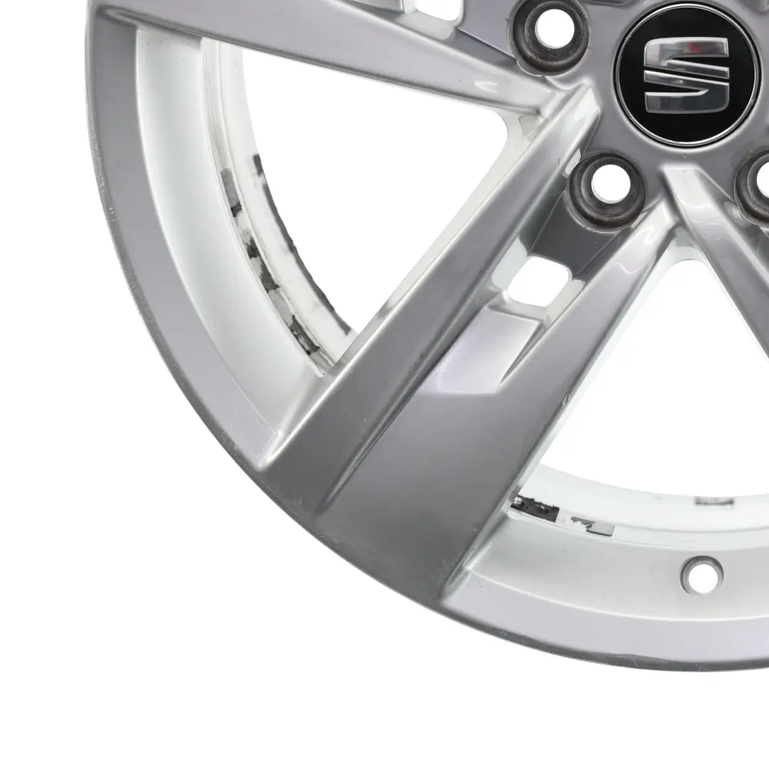 Mk3 5F Silver Wheel Alloy Rim 17" 7J ET:49 Star Spoke to Seat Leon with Part number 5F0601025T Seat Leon Mk3 5F Silver Wheel Alloy Rim 17" 7J ET:49 Star Spoke - SKU 5F0601025T-3 - Part number 5F0601025T