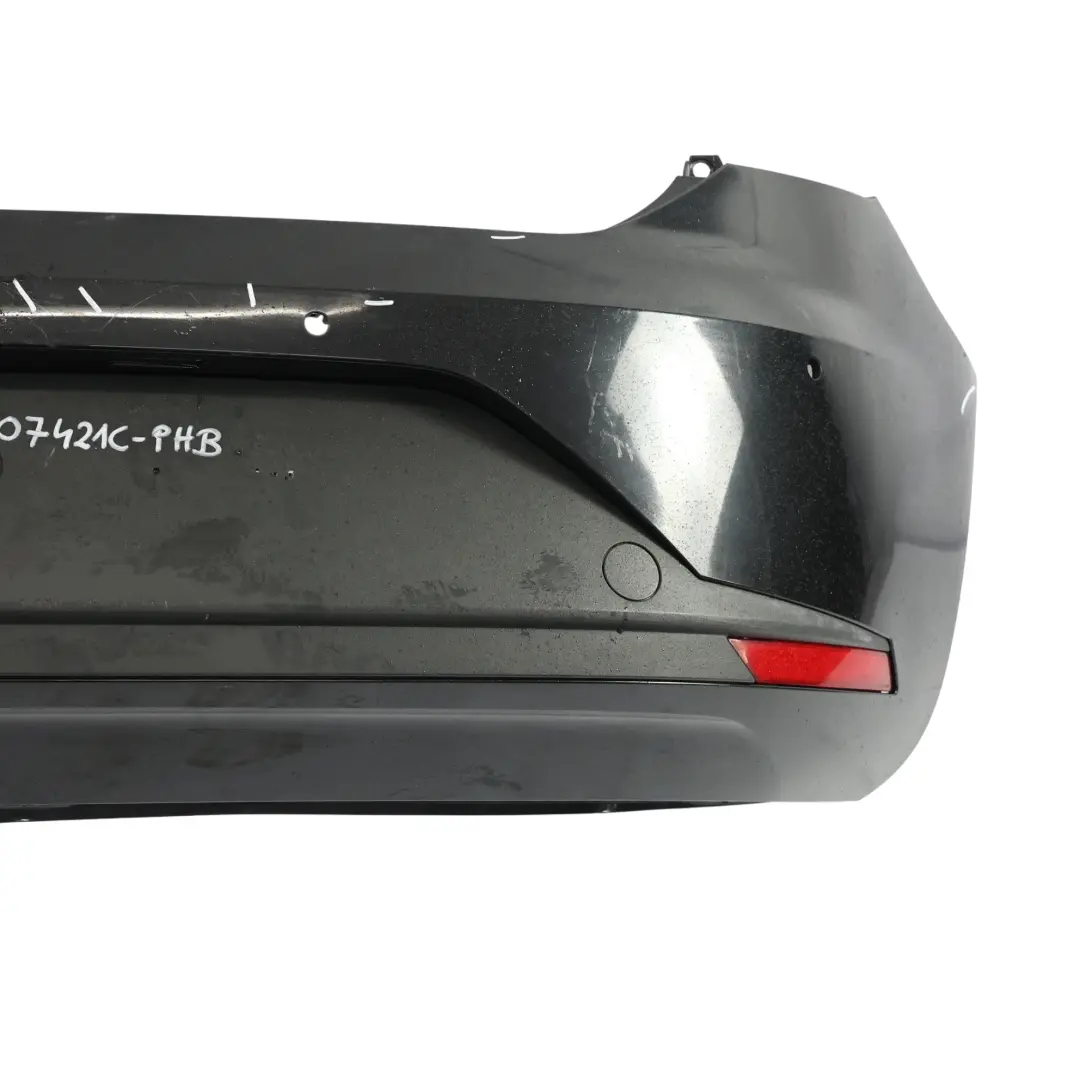 Mk3 Zderzak Tylny Phantom Black Czarny - Z9Y do Seat Leon o numerze 5F0807421C Seat Leon Mk3 Zderzak Tylny Phantom Black Czarny - Z9Y - SKU 5F0807421C-PHB - Numer Części 5F0807421C