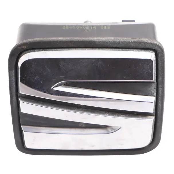 Mk3 Emblem Badge Boot Trunk Tailgate Handle Trim to Seat Leon with Part number 5F0827565B Seat Leon Mk3 Emblem Badge Boot Trunk Tailgate Handle Trim - SKU 5F0827565B - Part number 5F0827565B