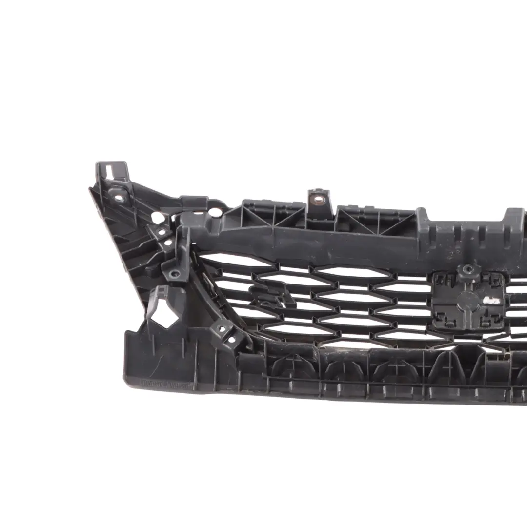 Mk3 5F FR Front Bumper Grille Emblem Logo 5F0853654G to Seat Leon with Part number 5F0853654D Seat Leon Mk3 5F FR Front Bumper Grille Emblem Logo 5F0853654G - SKU 5F0853654D - Part number 5F0853654D