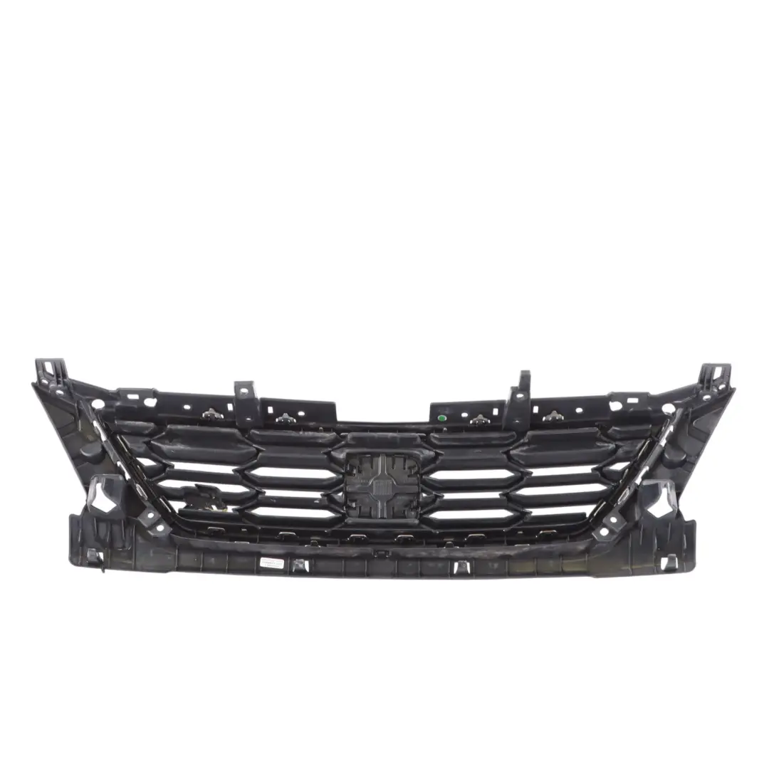 Mk3 5F FR Front Bumper Grille Emblem Logo to Seat Leon with Part number 5F0853654J Seat Leon Mk3 5F FR Front Bumper Grille Emblem Logo - SKU 5F0853654J - Part number 5F0853654J