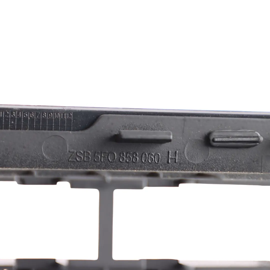 Mk3 5F Klimaanlage Heizung Bedienfeld Trim Abdeckung für Seat Leon mit Teilenummer 5F0858060H Seat Leon Mk3 5F Klimaanlage Heizung Bedienfeld Trim Abdeckung - SKU 5F0858060H - Teilenummer 5F0858060H