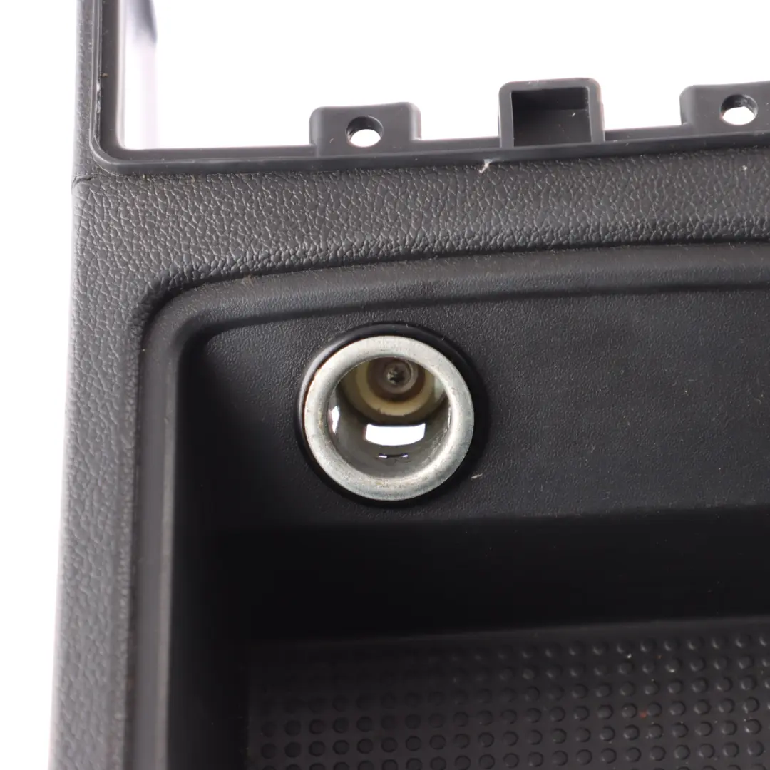 Seat Leon Mk3 Mittelkonsole Ablagefach Getränkehalter Fach Box - SKU 5F0863243A - Teilenummer 5F0863243A