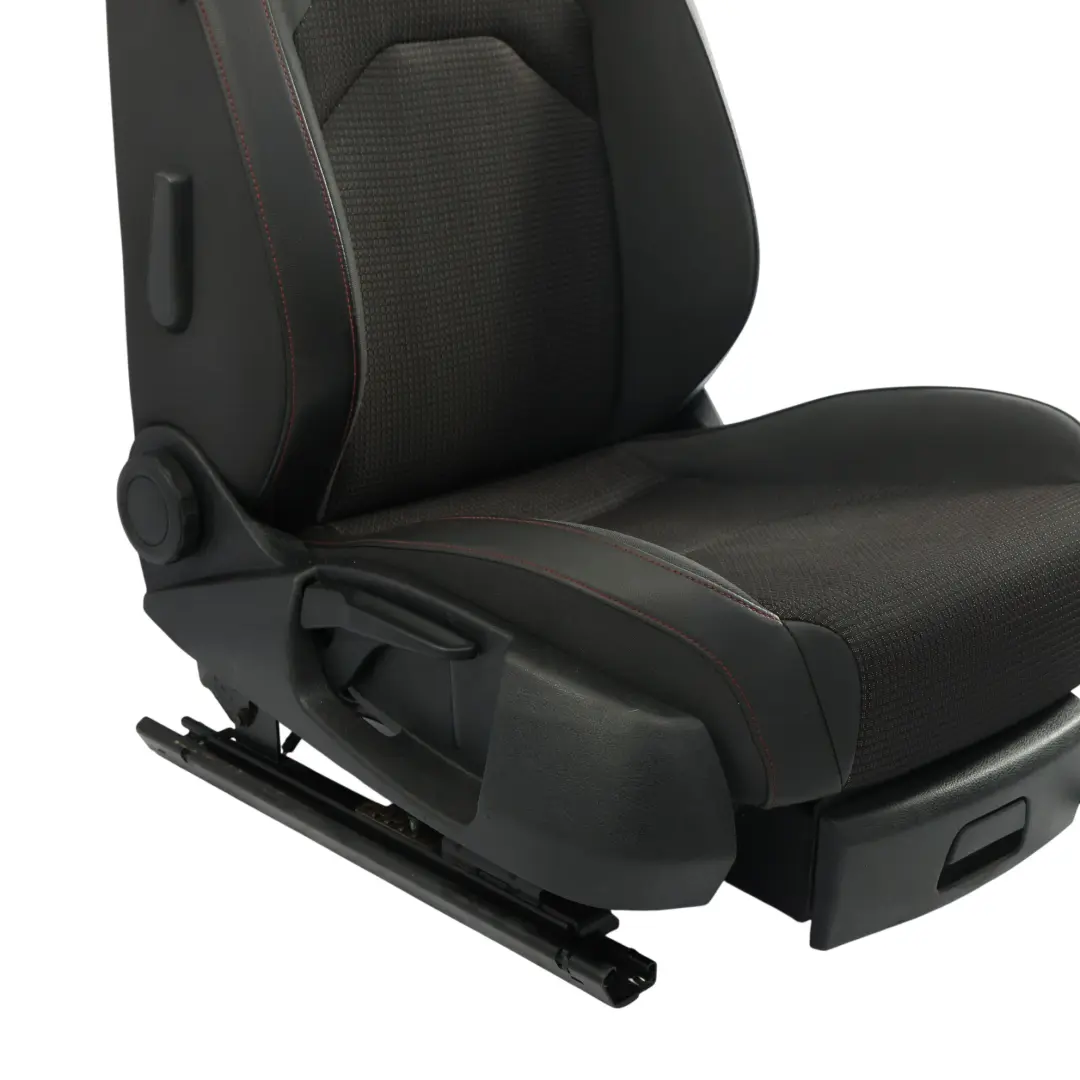 Mk3 5F Sitz Vorne Rechts Leder Stoff Schwarz Rot Genäht für Seat Leon mit Teilenummer 5F0881806HL Seat Leon Mk3 5F Sitz Vorne Rechts Leder Stoff Schwarz Rot Genäht - SKU 5F0881806HL-1 - Teilenummer 5F0881806HL