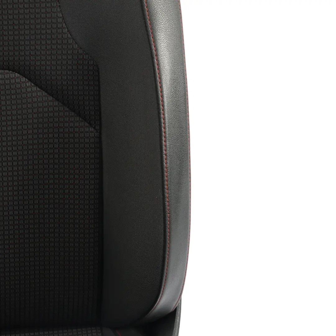 Mk3 5F Asiento Delantero Derecho Cuero Tela Tela Negro Costura Roja para Seat Leon con número de pieza 5F0881806HL Seat Leon Mk3 5F Asiento Delantero Derecho Cuero Tela Tela Negro Costura Roja - SKU 5F0881806HL-1 - Número de pieza 5F0881806HL