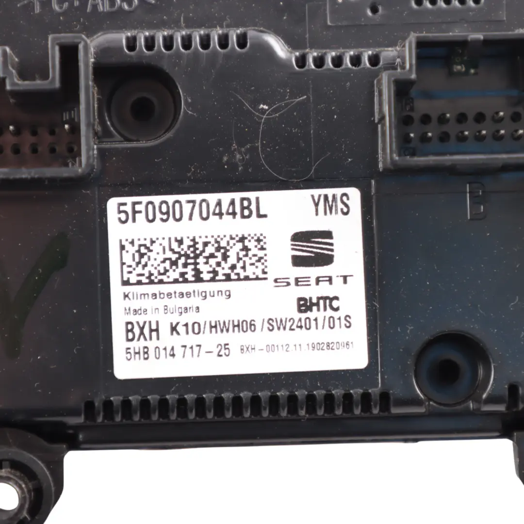 Heater Switch A/C Climate Control Panel Button Regulator to Seat Ateca with Part number 5F0907044BL Seat Ateca Heater Switch A/C Climate Control Panel Button Regulator - SKU 5F0907044BL - Part number 5F0907044BL
