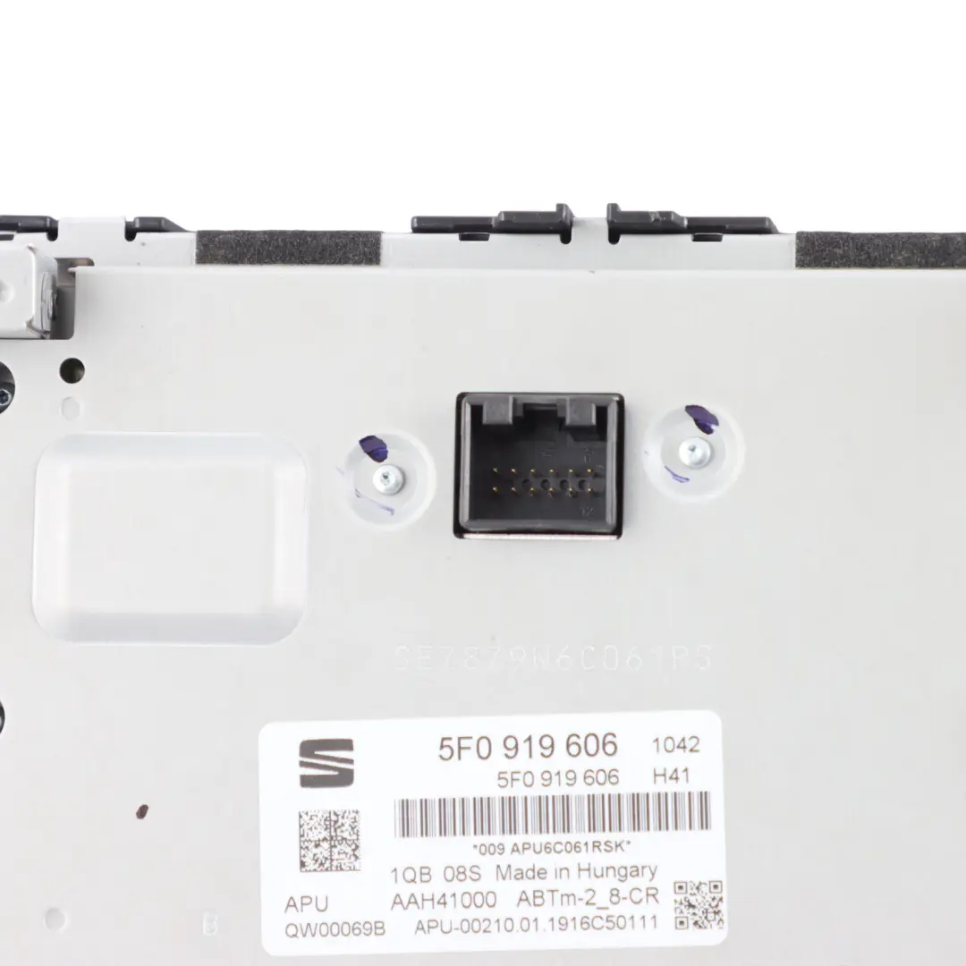 Seat Leon FR 5F Dashboard Multimedia DIsplay Sat Nav Screen - SKU 5F0919606 - Part number 5F0919606