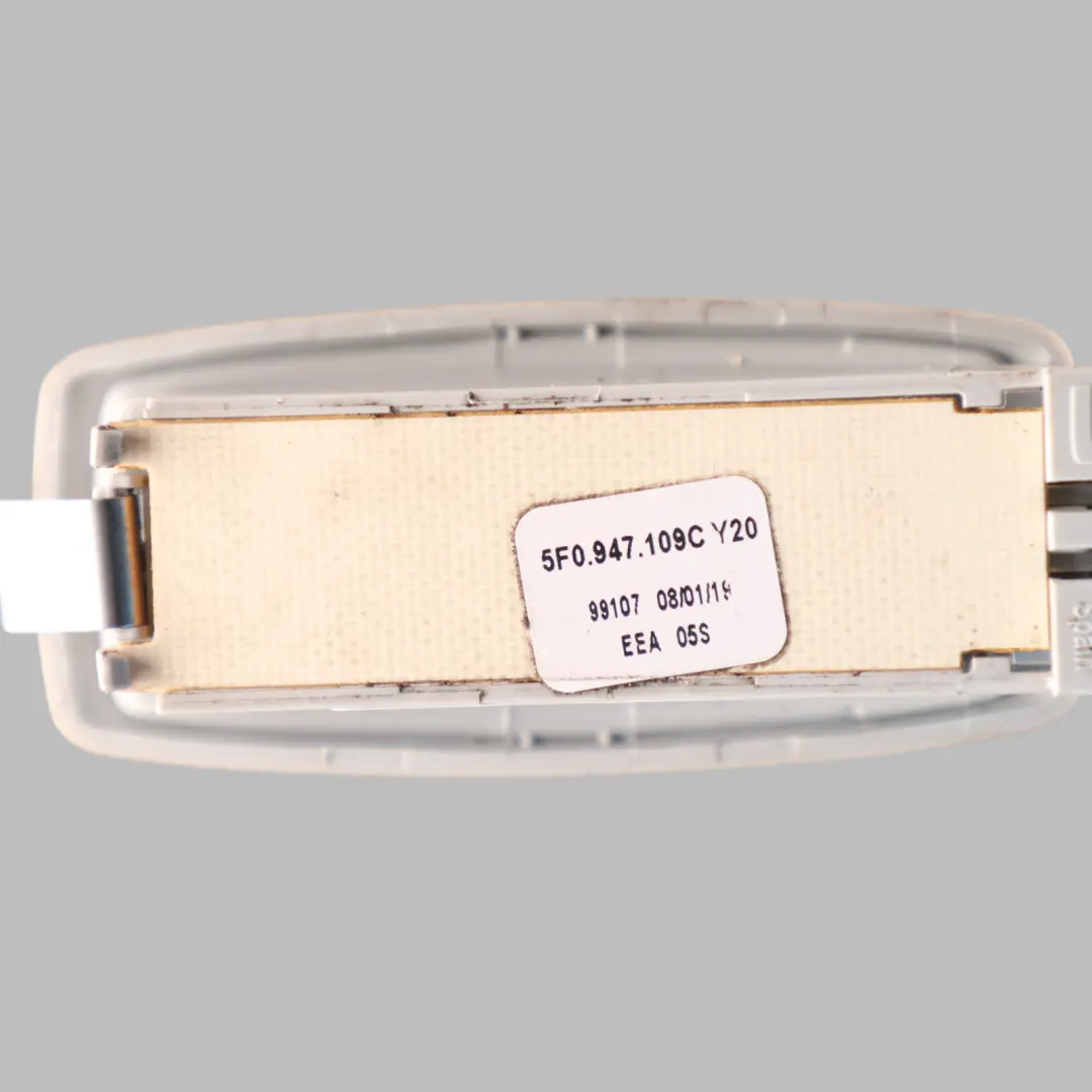 Visera Parasol Espejo Luz para Seat Leon III VV Golf VII Skoda Superb II con número de pieza 5F0947109C Seat Leon III VV Golf VII Skoda Superb II Visera Parasol Espejo Luz - SKU 5F0947109C - Número de pieza 5F0947109C