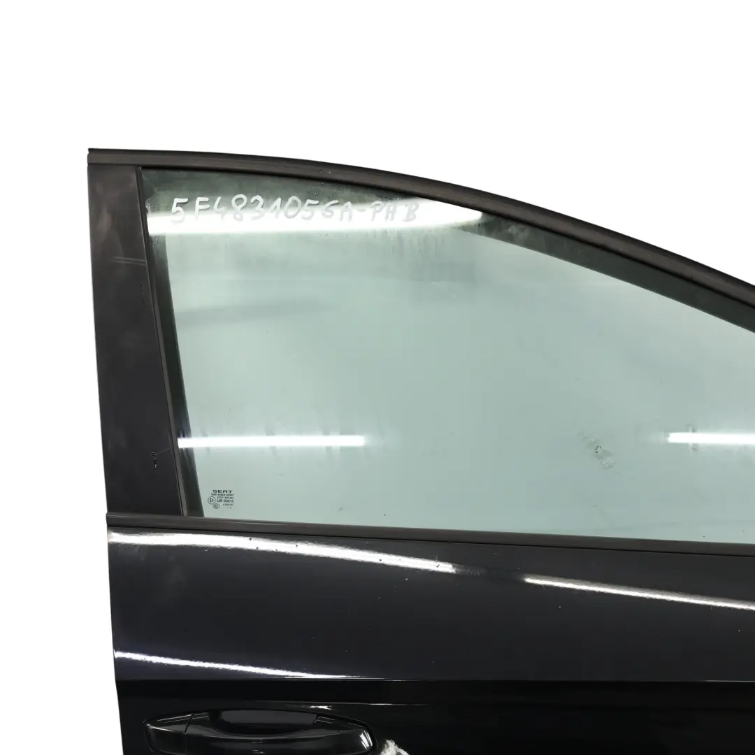 Seat Leon Mk3 Tür Vorne Rechts Phantom Black Schwarz - Z9Y - SKU 5F4831056A-PHB - Teilenummer 5F4831056A