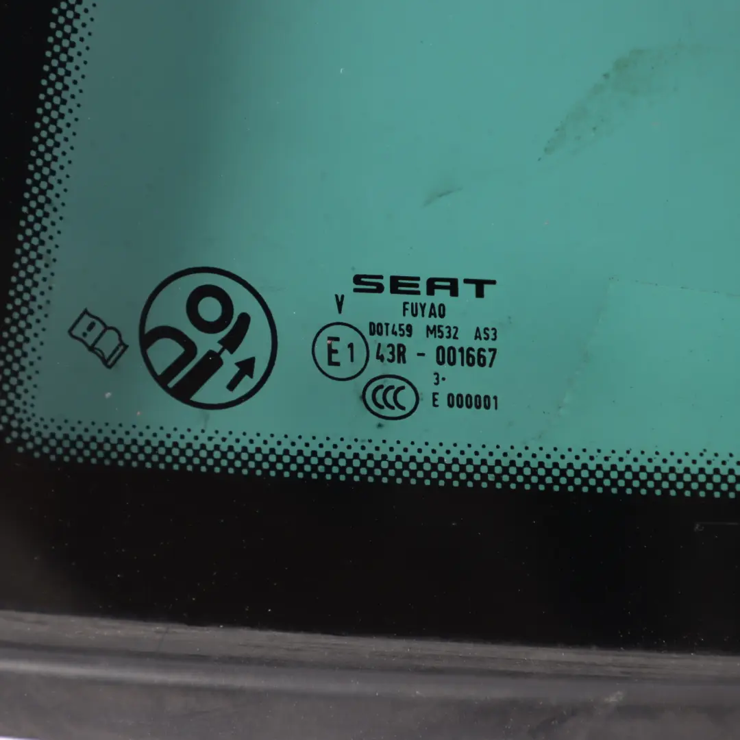Mk3 5F Finestrino Quarto Porta Posteriore Sinistro AS3 per Seat Leon con numero di parte 5F4845041J Seat Leon Mk3 5F Finestrino Quarto Porta Posteriore Sinistro AS3 - SKU 5F4845041J - Numero di parte 5F4845041J
