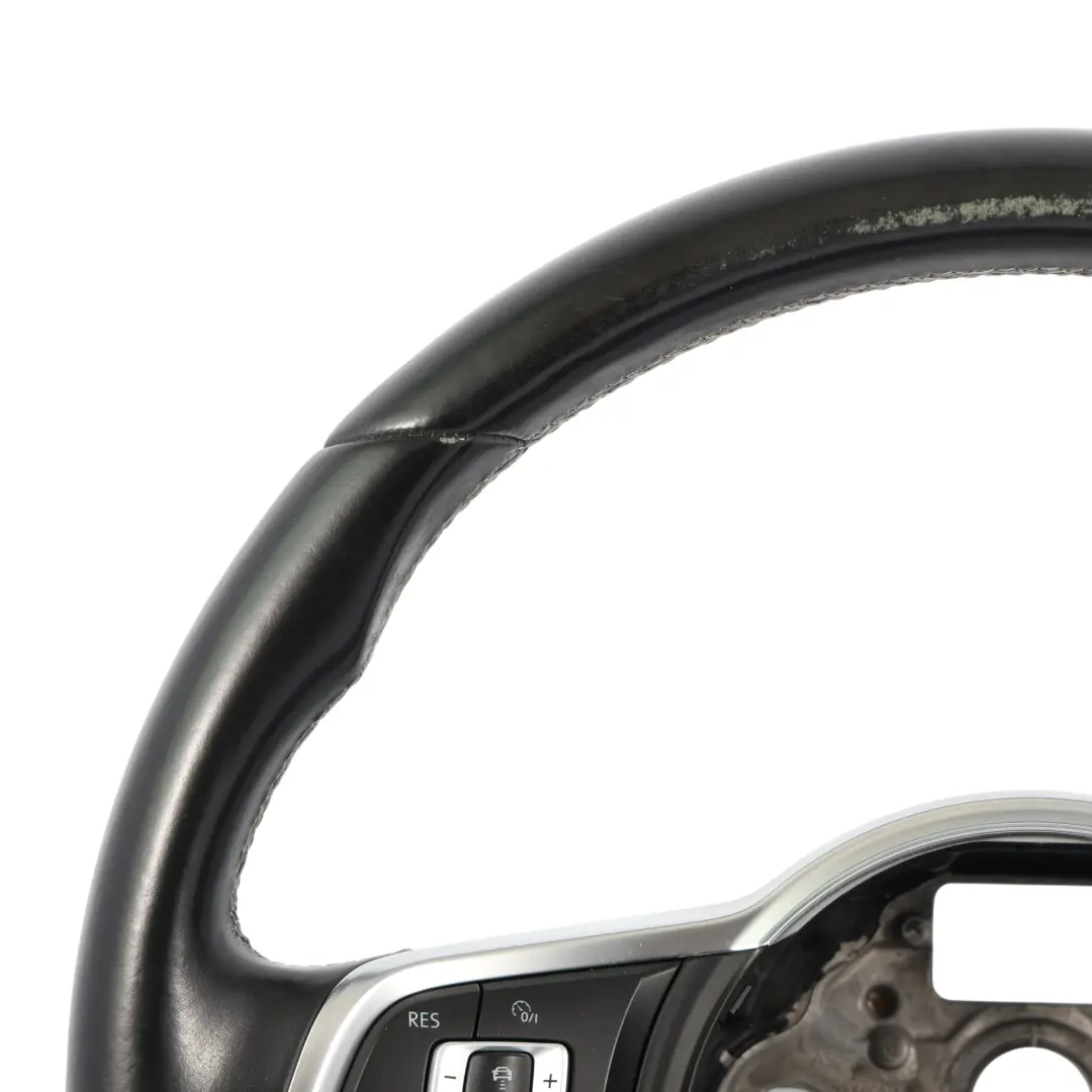 Steering Wheel Black Leather Multifunction to Volkswagen Golf Mk7 GTD with Part number 5G0419091AQ Volkswagen Golf Mk7 GTD Steering Wheel Black Leather Multifunction - SKU 5G0419091AQ - Part number 5G0419091AQ