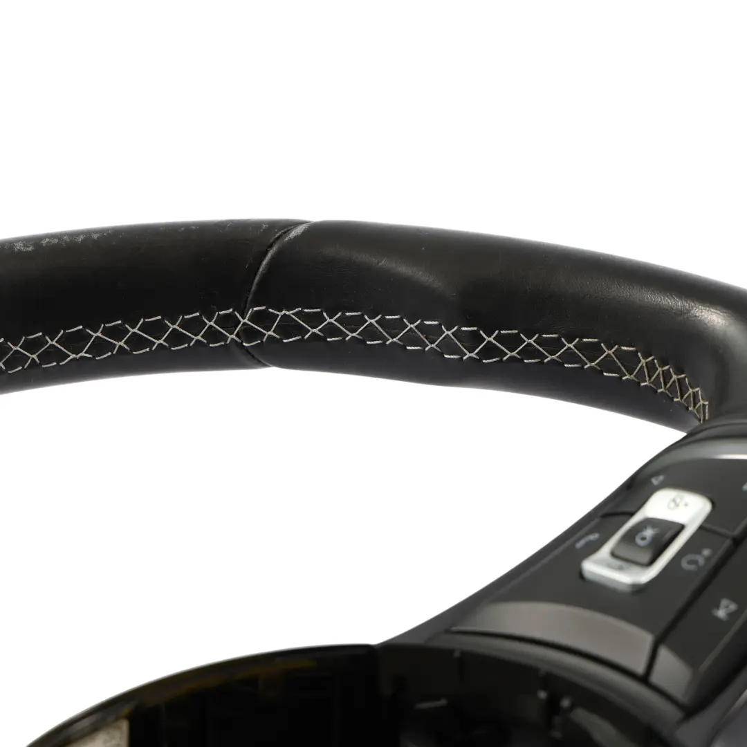 Kierownica Czarna Skóra Łopatki do Volkswagen Golf Mk7 R o numerze 5G0419091CN Volkswagen Golf Mk7 R Kierownica Czarna Skóra Łopatki - SKU 5G0419091CN - Numer Części 5G0419091CN