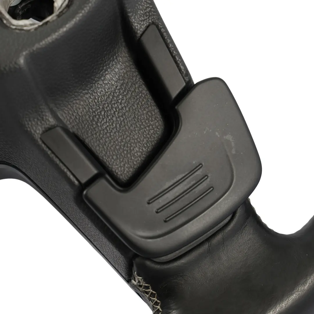 Cuero Negro Palanca de Cambio para Volkswagen Golf Mk7 R Volante con número de pieza 5G0419091CN Volkswagen Golf Mk7 R Volante Cuero Negro Palanca de Cambio - SKU 5G0419091CN - Número de pieza 5G0419091CN