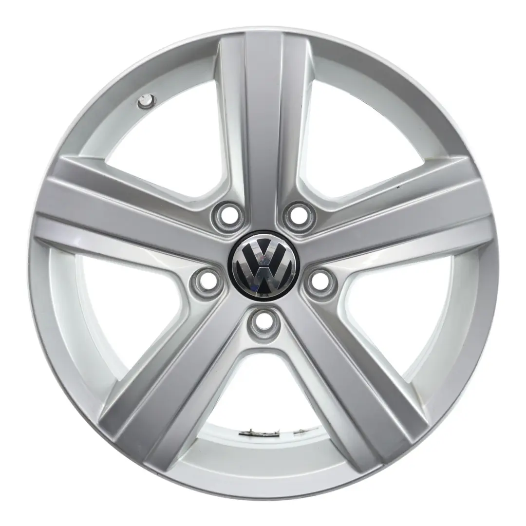 Srebrna Felga Aluminiowa 16" 6.5J ET:46 do Volkswagen Golf Mk7 o numerze 5G0601025BN Volkswagen Golf Mk7 Srebrna Felga Aluminiowa 16" 6.5J ET:46 - SKU 5G0601025BN-1 - Numer Części 5G0601025BN
