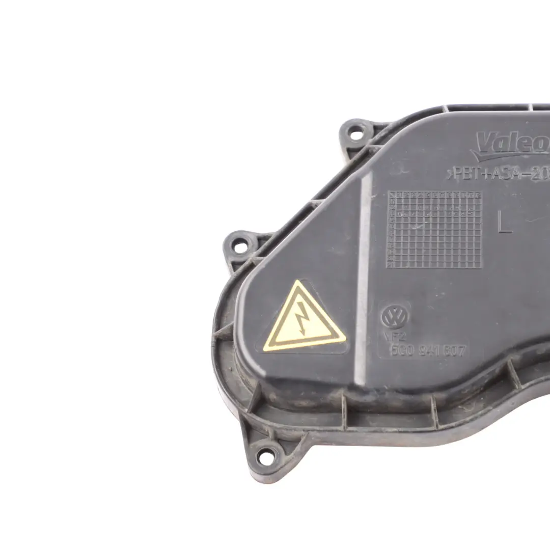 Headlight Cap Dust Cover Left N/S to Volkswagen Golf Mk7 with Part number 5G0941607 Volkswagen Golf Mk7 Headlight Cap Dust Cover Left N/S - SKU 5G0941607 - Part number 5G0941607