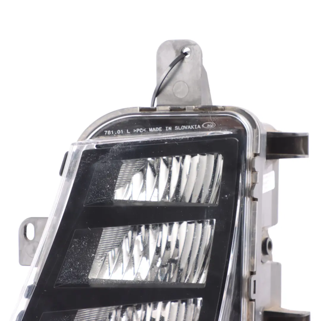 Front Bumper LED Fog Light Lamp Left N/S to Volkswagen Golf Mk7 GTD with Part number 5G0941699 Volkswagen Golf Mk7 GTD Front Bumper LED Fog Light Lamp Left N/S - SKU 5G0941699 - Part number 5G0941699