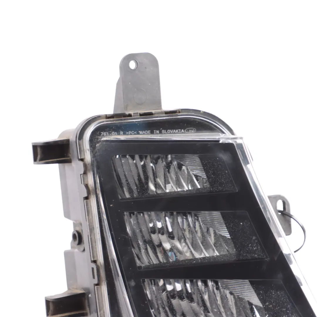 Przednia Lampa Przeciwmgłowa LED Prawa do Volkswagen Golf Mk7 o numerze 5G0941700 Volkswagen Golf Mk7 Przednia Lampa Przeciwmgłowa LED Prawa - SKU 5G0941700 - Numer Części 5G0941700