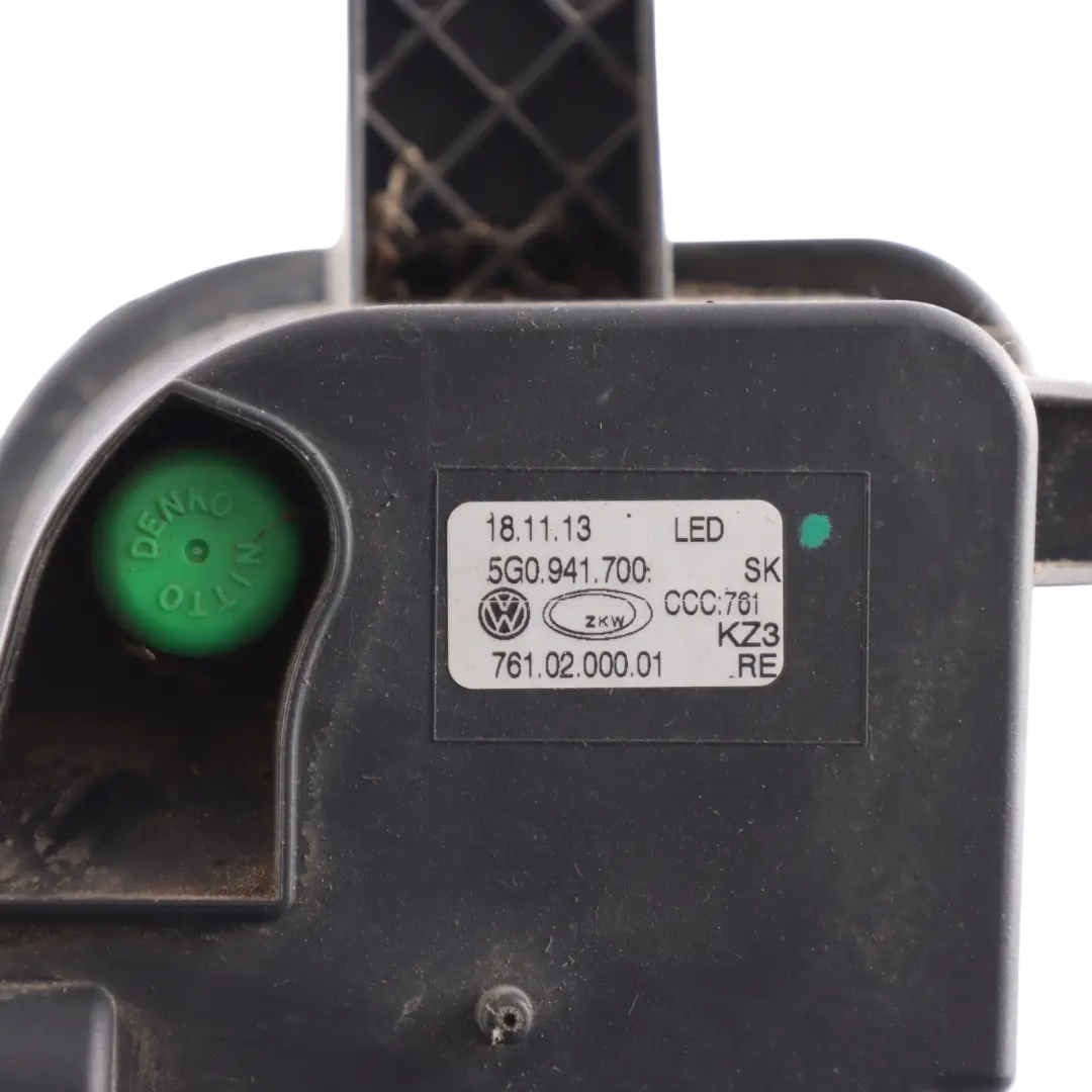 Front Fog Light Lamp LED Right O/S to Volkswagen VW Golf Mk7 with Part number 5G0941700 Volkswagen VW Golf Mk7 Front Fog Light Lamp LED Right O/S - SKU 5G0941700 - Part number 5G0941700