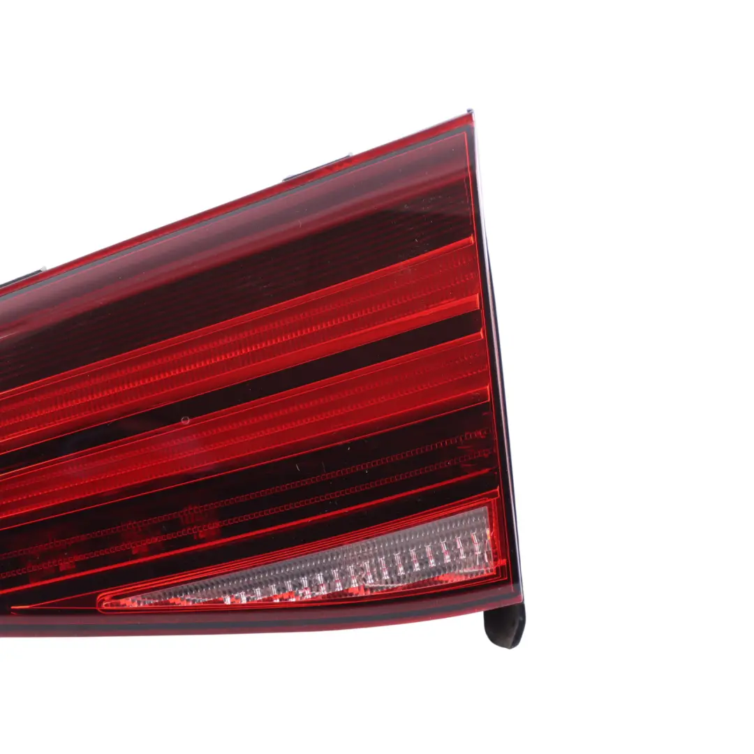 Volkswagen Golf Mk7 5G Lampa Tylna Wewnętrzna Prawa - SKU 5G0945094AH - Numer Części 5G0945094AH