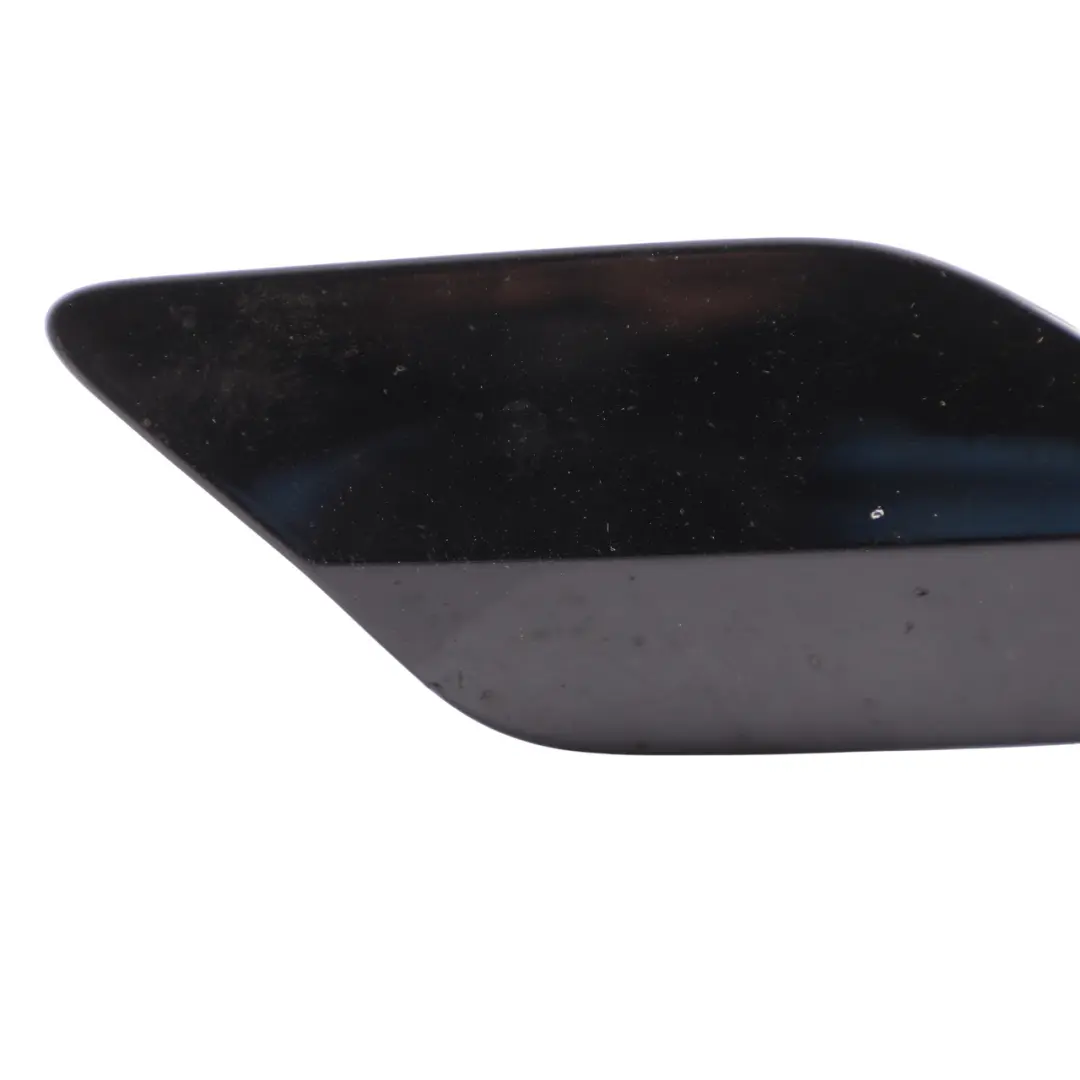 Headlight Washer Cover Cap Flap Right O/S Black - 041 to VW Golf Mk7 with Part number 5G0955110A VW Golf Mk7 Headlight Washer Cover Cap Flap Right O/S Black - 041 - SKU 5G0955110A-BLC - Part number 5G0955110A