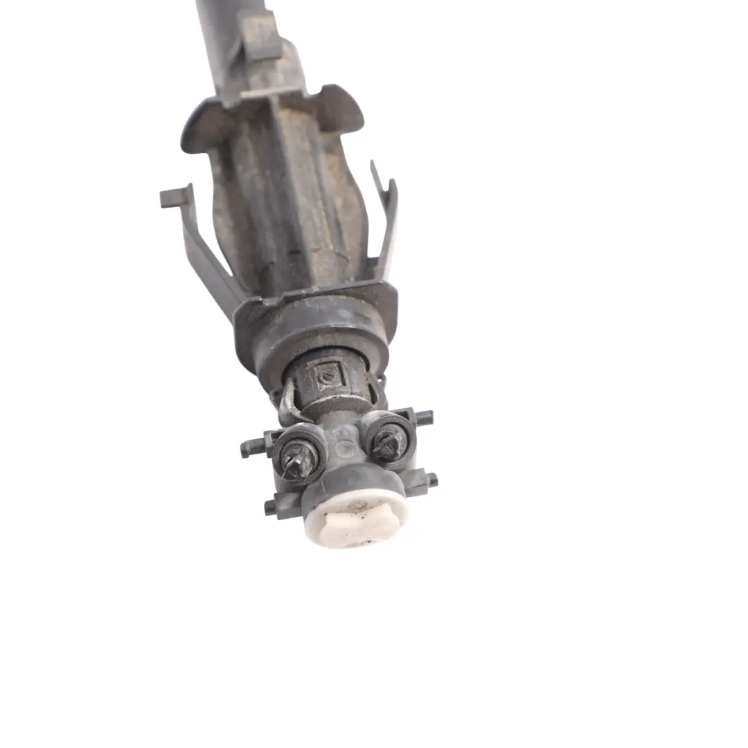 Headlight Washer Spray Nozzle Jet Right O/S to Volkswagen VW Golf Mk7 with Part number 5G0955966 Volkswagen VW Golf Mk7 Headlight Washer Spray Nozzle Jet Right O/S - SKU 5G0955966 - Part number 5G0955966