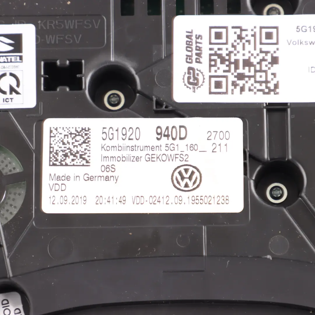 Instrument Cluster Clocks Speedomter Manuel to VW Golf Mk7 Petrol with Part number 5G1920940D VW Golf Mk7 Petrol Instrument Cluster Clocks Speedomter Manuel - SKU 5G1920940D - Part number 5G1920940D