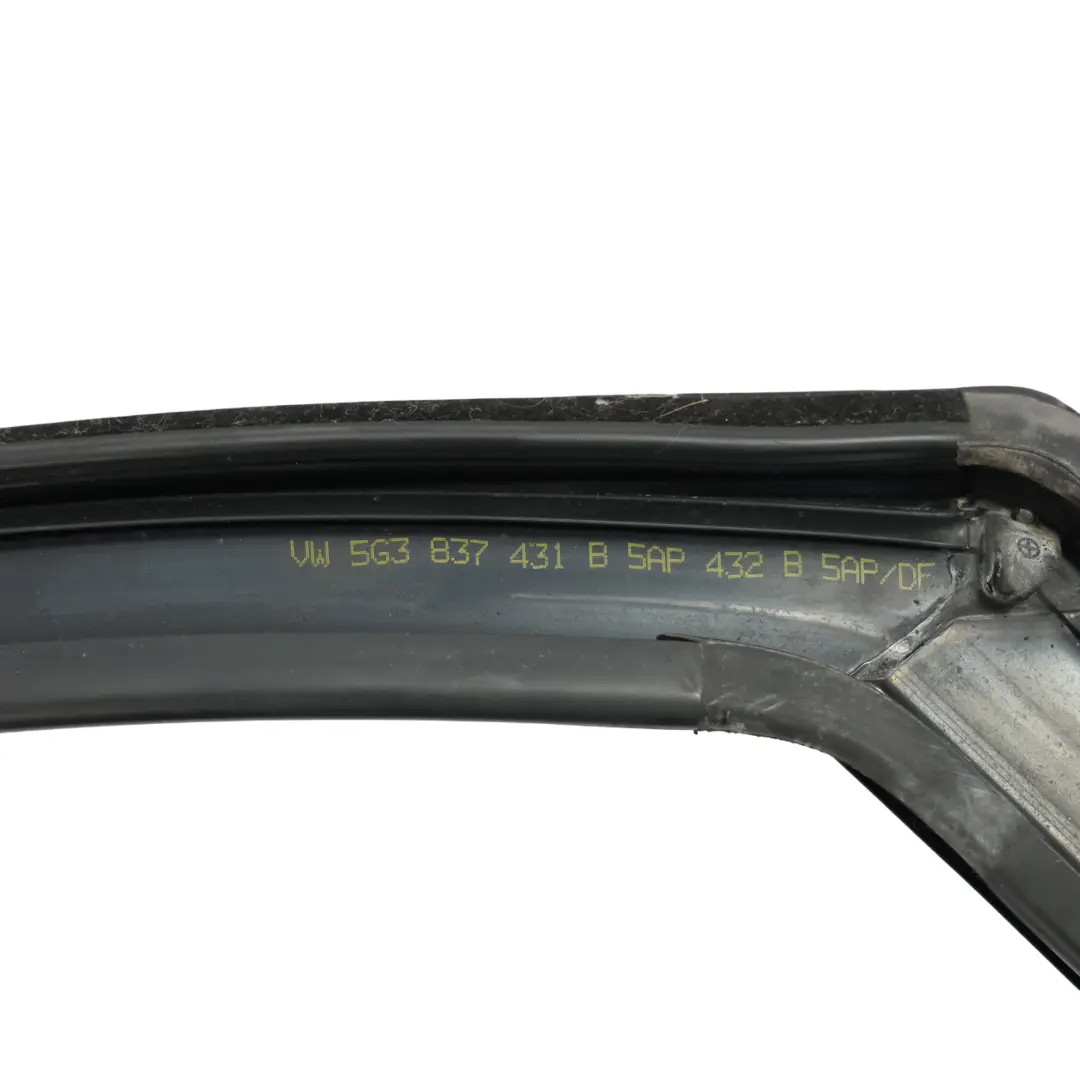Joint De Guide De Vitre Avant Gauche 3 Portes pour Volkswagen VW Golf VII à propos du numéro de pièce 5G3837431E Volkswagen VW Golf VII Joint De Guide De Vitre Avant Gauche 3 Portes - SKU 5G3837431E - Numéro de pièce 5G3837431E