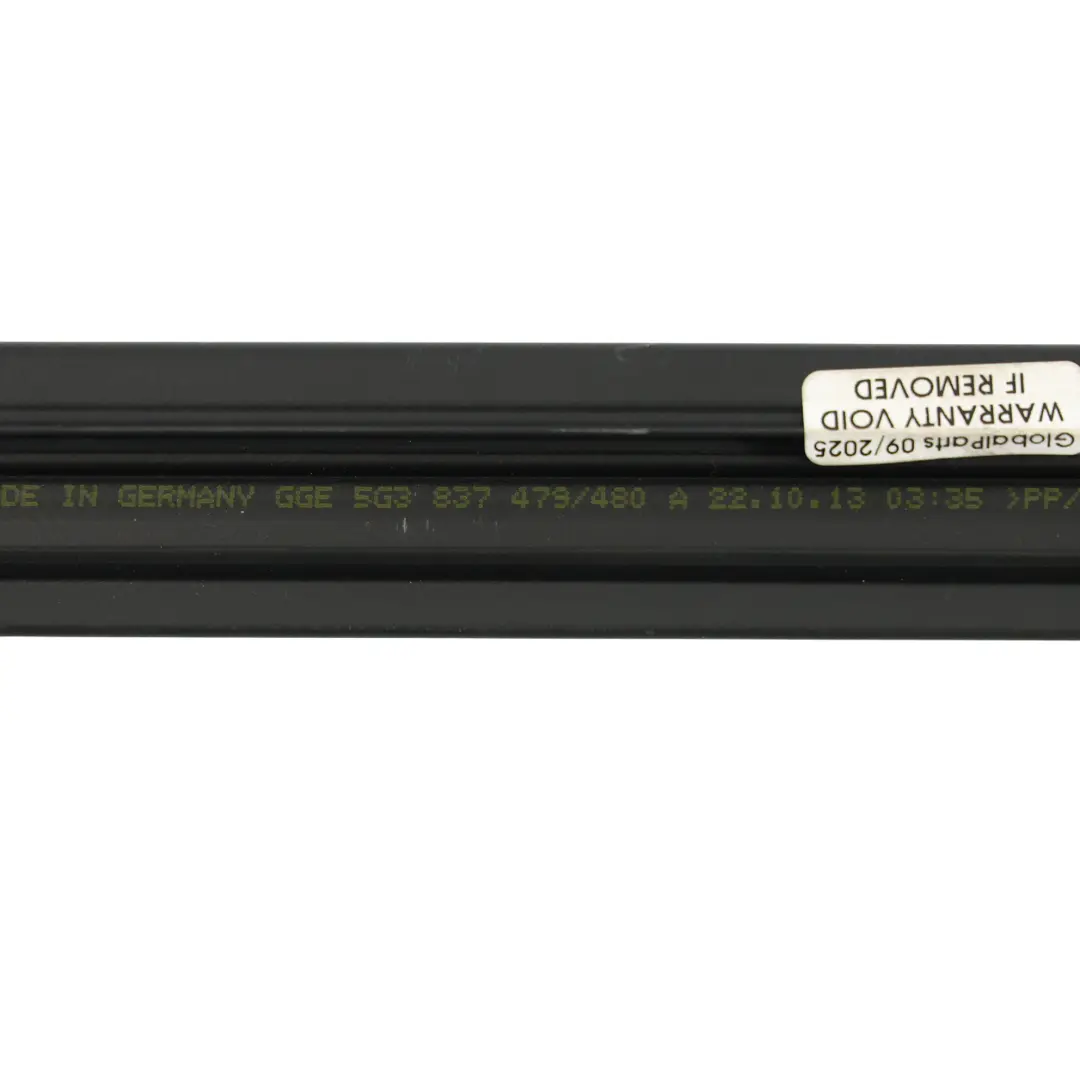 Joint D'Étanchéité Intérieur De Vitre De Porte Gauche 5G3837479A pour VW Golf Mk7 à propos du numéro de pièce 5G3837479B VW Golf Mk7 Joint D'Étanchéité Intérieur De Vitre De Porte Gauche 5G3837479A - SKU 5G3837479B - Numéro de pièce 5G3837479B