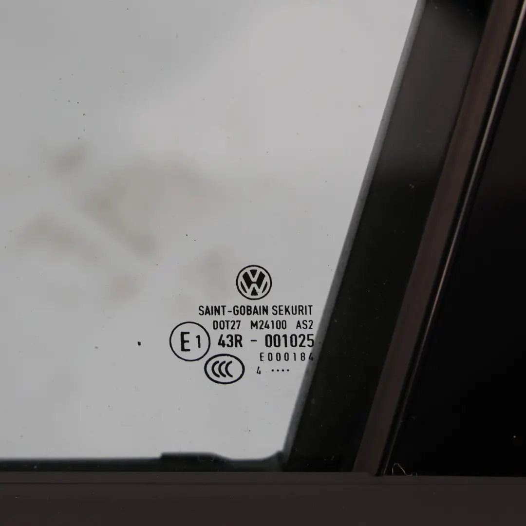 Panneau De Porte Avant Gauche Pure White Blanc - C9A pour VW Volkswagen Golf 7 à propos du numéro de pièce 5G4831055AS VW Volkswagen Golf 7 Panneau De Porte Avant Gauche Pure White Blanc - C9A - SKU 5G4831055AS-PWH - Numéro de pièce 5G4831055AS