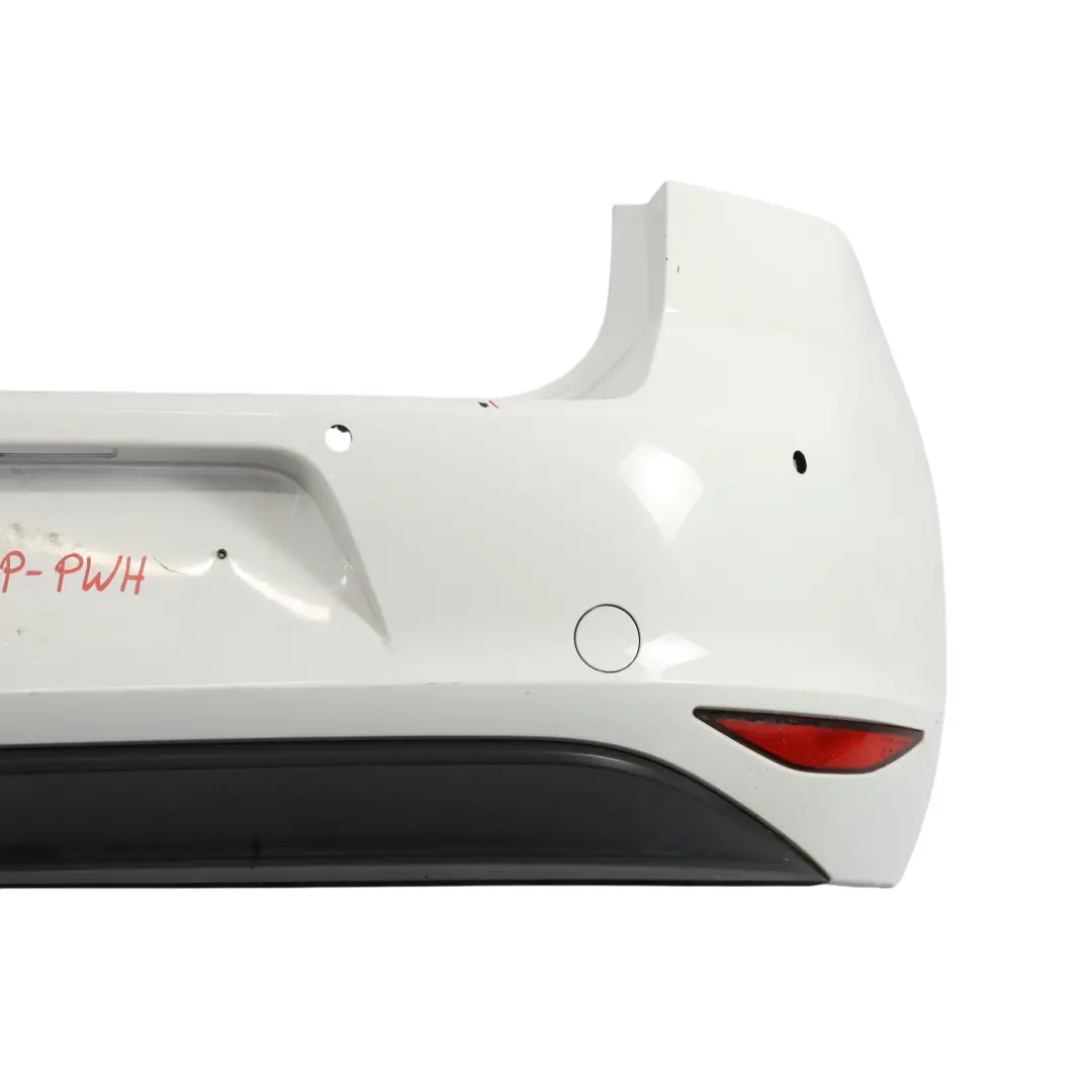 Bumper Rear Trim Panel Cover Pure White - C9A to Volkswagen VW Golf Mk7 with Part number 5G6807417AP Volkswagen VW Golf Mk7 Bumper Rear Trim Panel Cover Pure White - C9A - SKU 5G6807417AP-PWH - Part number 5G6807417AP
