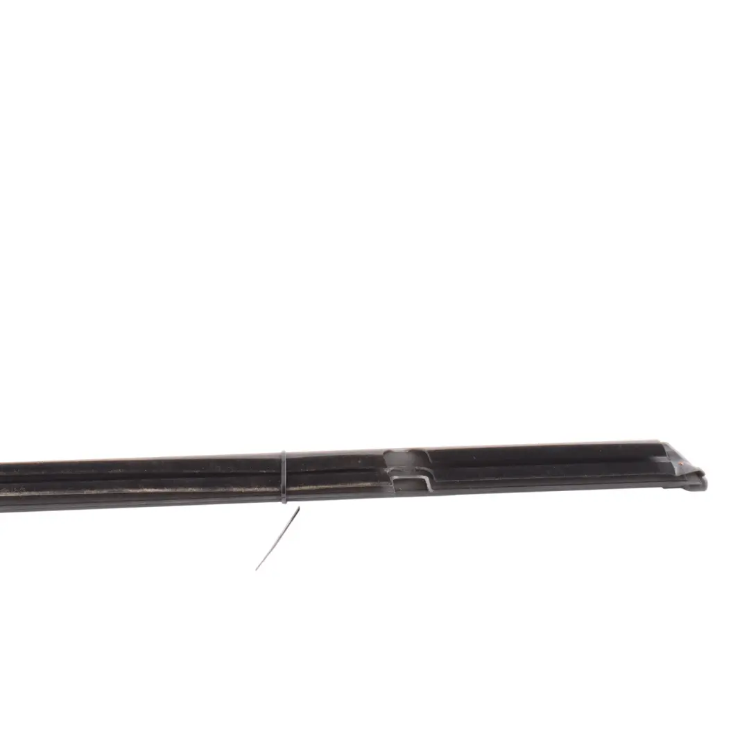 Volkswagen Golf 5G Finestra Striscia Destra Modanatura Guarnizione - SKU 5G6839480B - Numero di parte 5G6839480B
