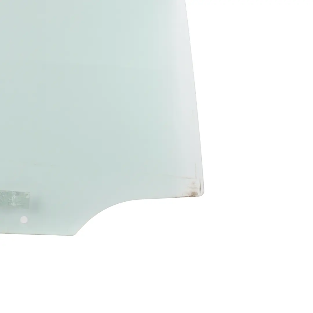 5D Cristal Ventana Puerta Trasera Derecha Verde AS2 para VW Golf Mk7 con número de pieza 5G6845026 VW Golf Mk7 5D Cristal Ventana Puerta Trasera Derecha Verde AS2 - SKU 5G6845026 - Número de pieza 5G6845026