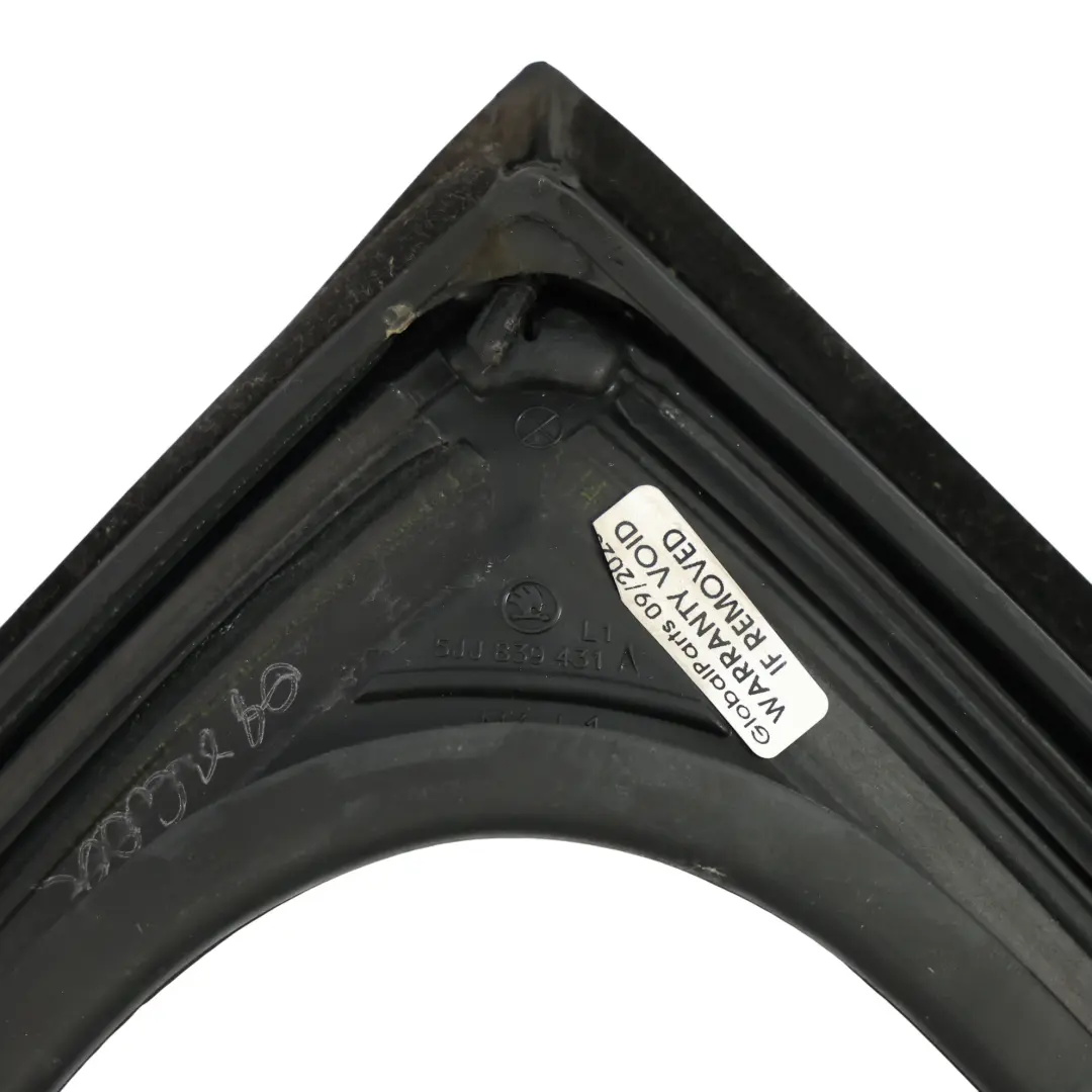 Mk1 NH1 Window Guide Seal Gasket Rubber Rear Left N/S to Skoda Rapid with Part number 5JJ839431A Skoda Rapid Mk1 NH1 Window Guide Seal Gasket Rubber Rear Left N/S - SKU 5JJ839431A - Part number 5JJ839431A