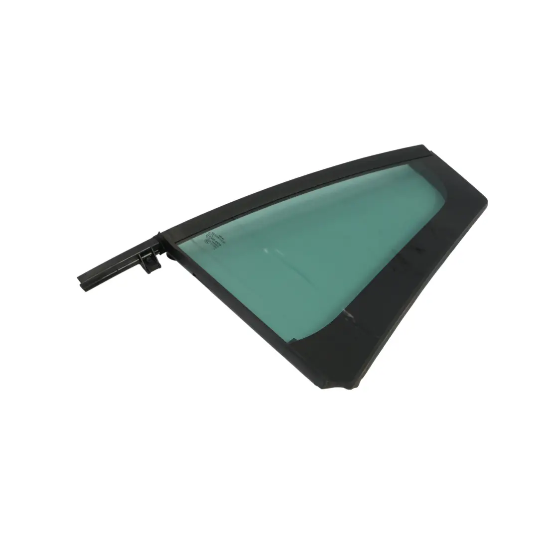 Cristal Triangular Trasero Fijo Tintado Izquierdo para Skoda Rapid NH1 con número de pieza 5JJ845213E Skoda Rapid NH1 Cristal Triangular Trasero Fijo Tintado Izquierdo - SKU 5JJ845213E - Número de pieza 5JJ845213E