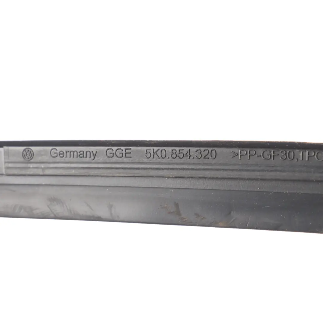 Volkswagen Golf Mk6 Moulure Garniture Pare-Brise Avant Droite - SKU 5K0854320C - Numéro de pièce 5K0854320C