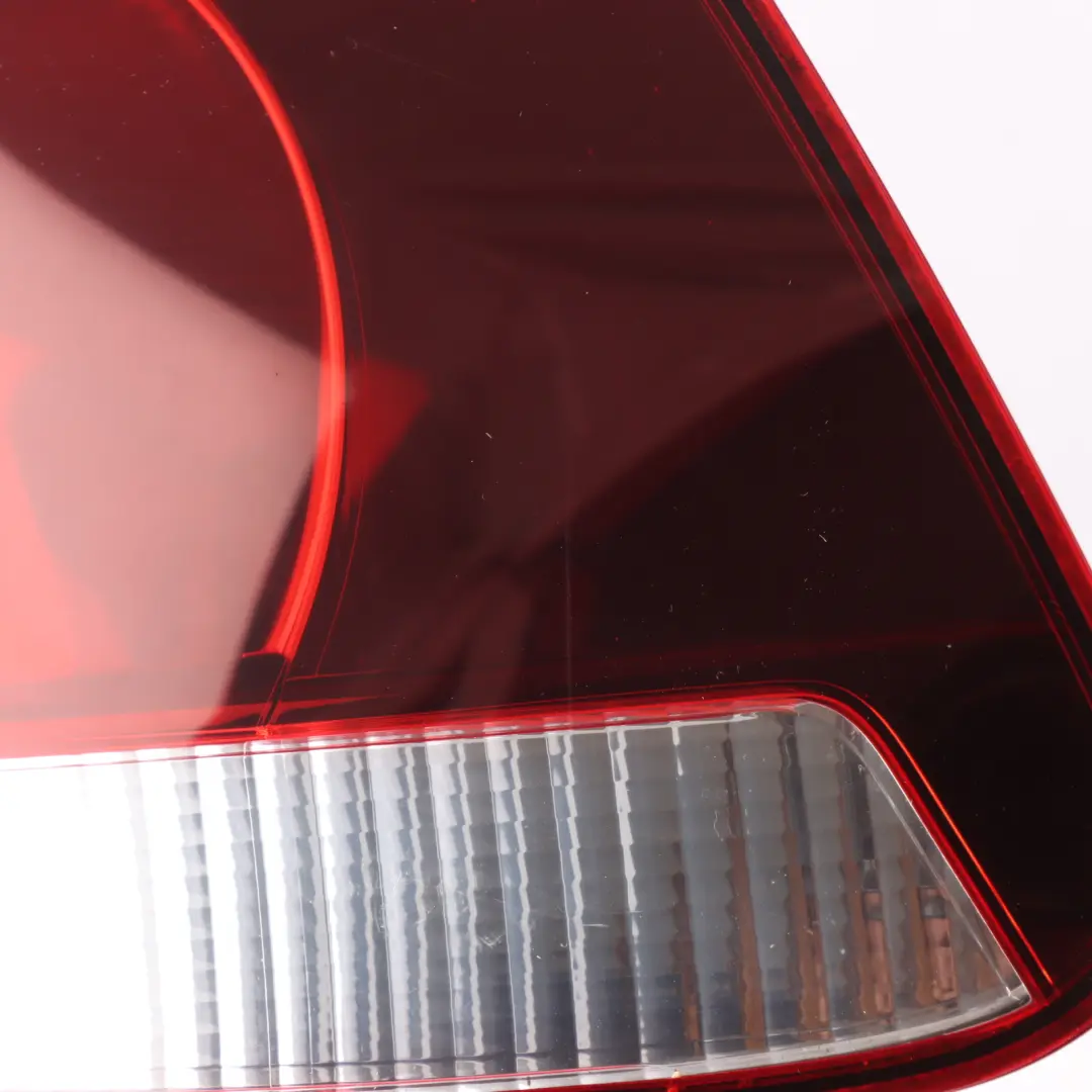 Volkswagen Golf VI MK6 Rückleuchte Im Kofferraumdeckel Rechts - SKU 5K0945096M - Teilenummer 5K0945096M