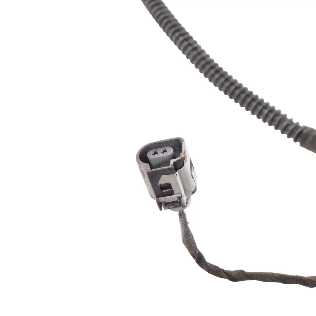 Mk6 Rear Tailgate Licence Plate Lighting Wiring Cable to Volkswagen Golf with Part number 5K0971104B Volkswagen Golf Mk6 Rear Tailgate Licence Plate Lighting Wiring Cable - SKU 5K0971104B - Part number 5K0971104B