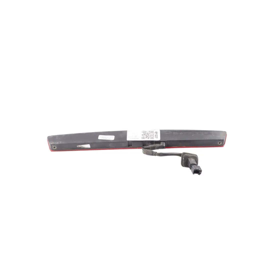 Volkswagen Golf MK6 GTI GTD Luz Freno Trasera Tercera Stop - SKU 5K6945087B - Número de pieza 5K6945087B