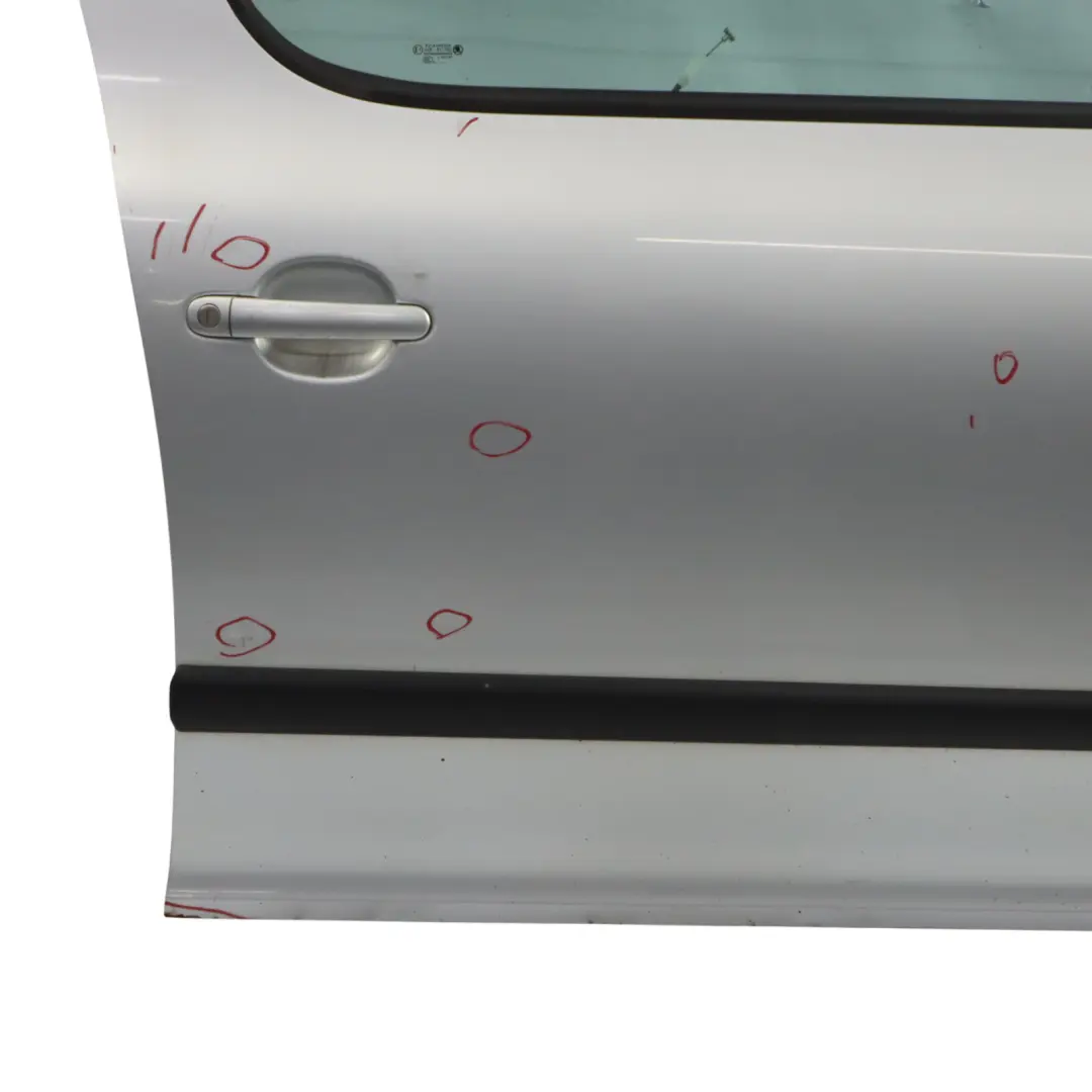 Skoda Yeti 5L Tür Vorne Rechts Reflex Silber Metallic - A7W - SKU 5L0831056-RES - Teilenummer 5L0831056