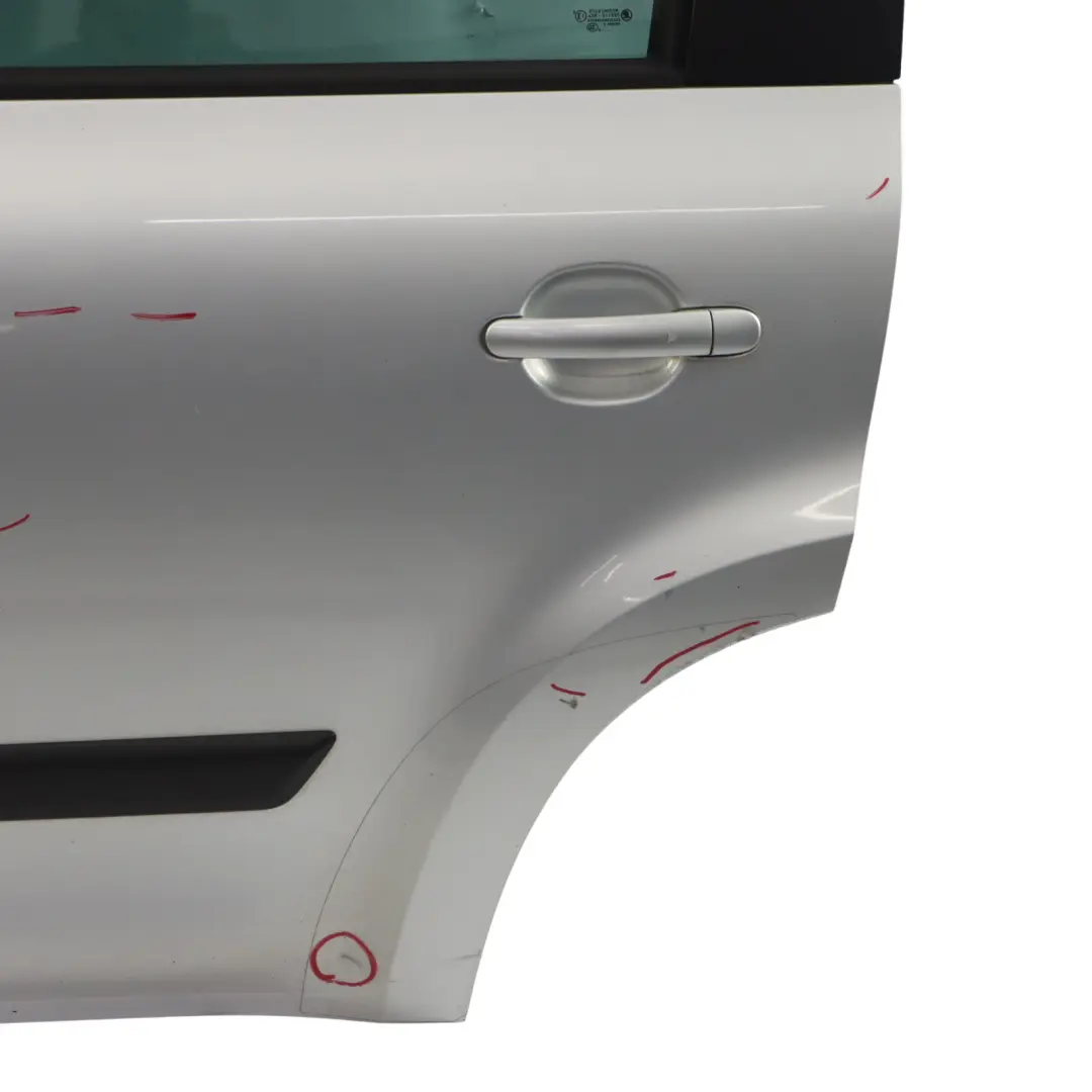 Skoda Yeti 5L Puerta Trasera Izquierda Panel Reflex Silver Metallic - A7W - SKU 5L0833055-RES - Número de pieza 5L0833055