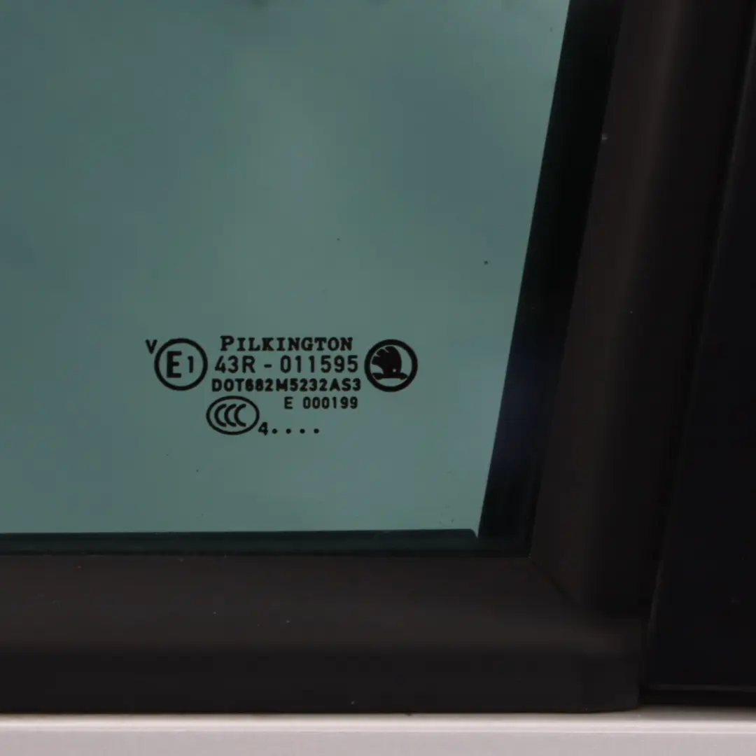 Door Rear Left N/S Covering Panel Reflex Silver Metallic - A7W to Skoda Yeti 5L with Part number 5L0833055 Skoda Yeti 5L Door Rear Left N/S Covering Panel Reflex Silver Metallic - A7W - SKU 5L0833055-RES - Part number 5L0833055