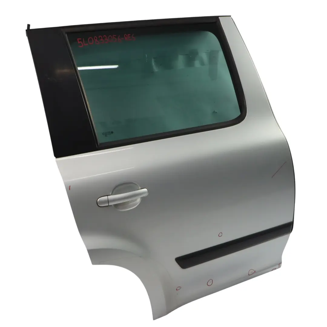 Skoda Yeti 5L Puerta Trasera Derecha Panel Reflex Silver Metallic - A7W - SKU 5L0833056-RES - Número de pieza 5L0833056