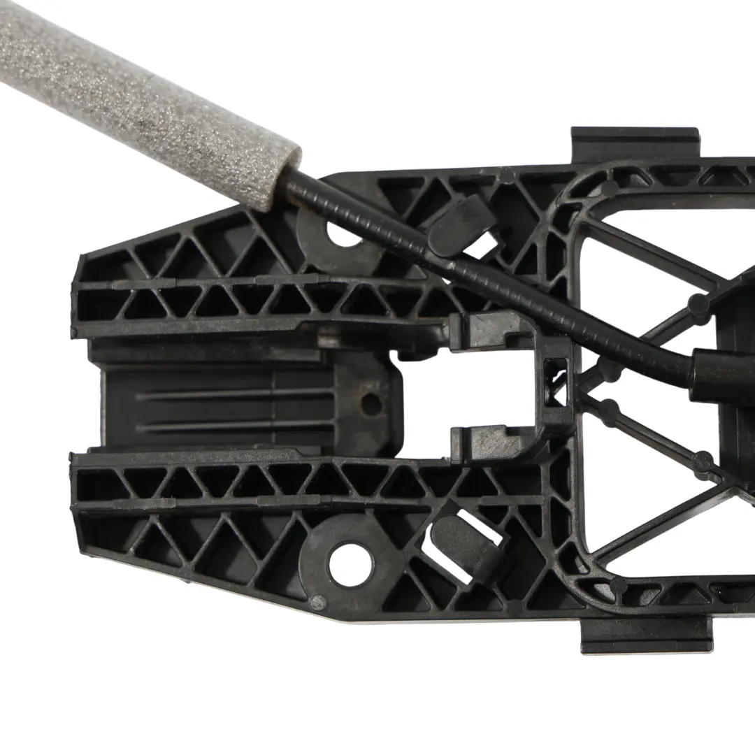 Soporte De La Manija De La Puerta Trasera Derecha para Skoda Yeti 5L con número de pieza 5L0839885A Skoda Yeti 5L Soporte De La Manija De La Puerta Trasera Derecha - SKU 5L0839885A - Número de pieza 5L0839885A