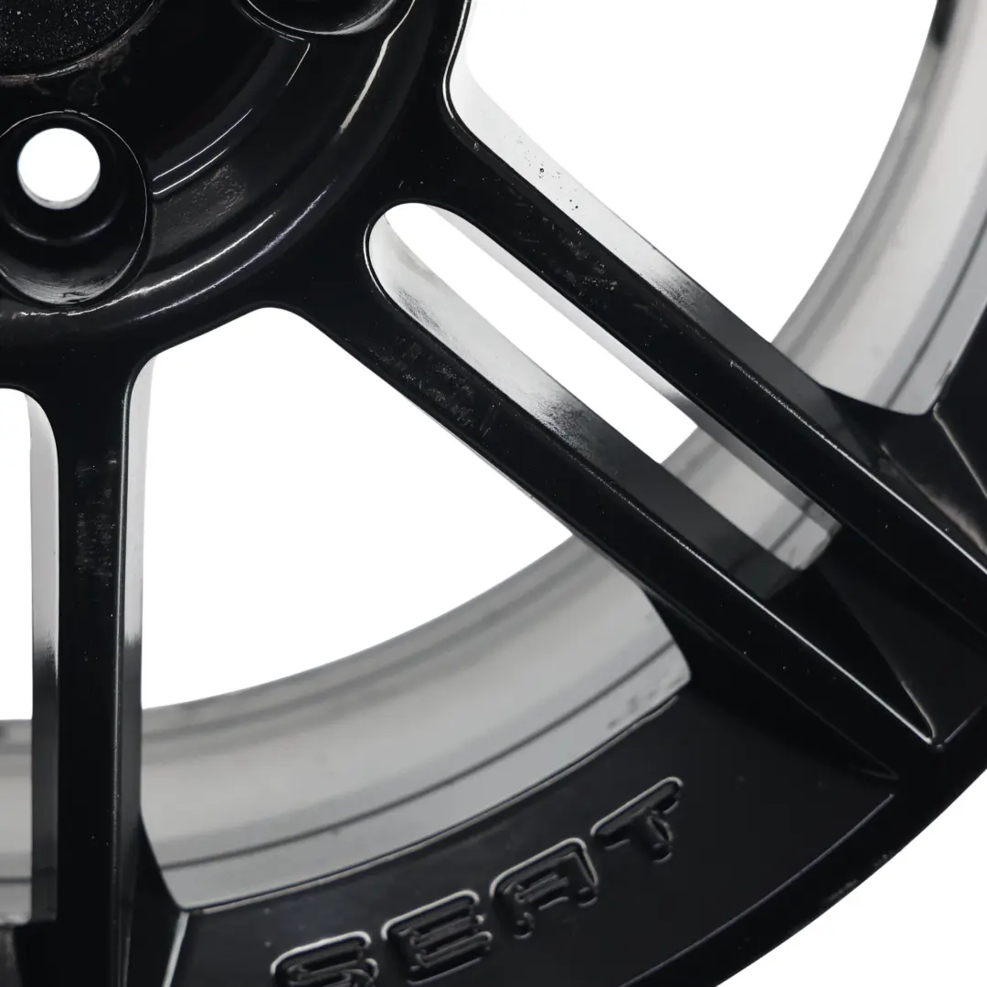 Seat Leon FR 1P Llanta De Aleación Negra 18" 7.5J ET:51 - SKU 5P8071490-2 - Número de pieza 5P8071490