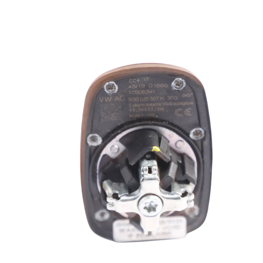 Antena Dachowa Płetwa Rekina do Seat Ateca o numerze 5Q0035507K Seat Ateca Antena Dachowa Płetwa Rekina - SKU 5Q0035507K - Numer Części 5Q0035507K