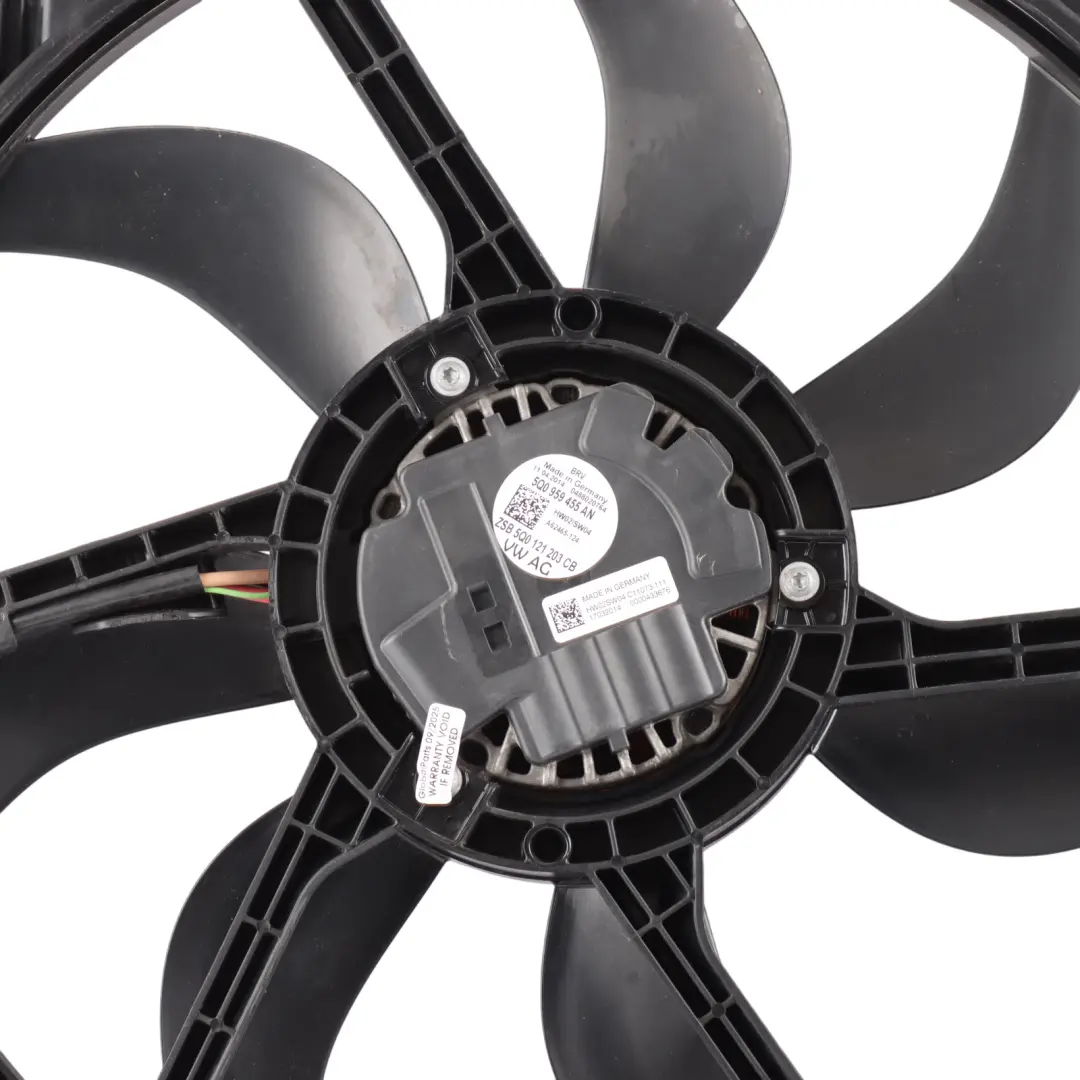 Seat Leon 5F III Audi A3 8V 2.0 TDI Motor Ventilador Radiador 400W - SKU 5Q0121205D - Número de pieza 5Q0121205D