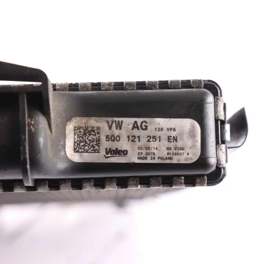 Seat Leon 5F III Audi A3 8V 2.0 TDI Radiateur Liquid Refroidissement - SKU 5Q0121251EN - Numéro de pièce 5Q0121251EN