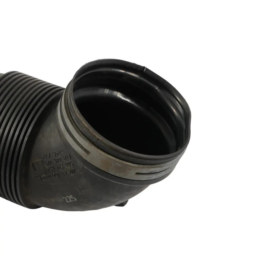 Przewód Wąż Dolotowy Powietrza do Audi A3 8V VW Golf Mk7 Benzyna o numerze 5Q0129654J Audi A3 8V VW Golf Mk7 Benzyna Przewód Wąż Dolotowy Powietrza - SKU 5Q0129654J - Numer Części 5Q0129654J