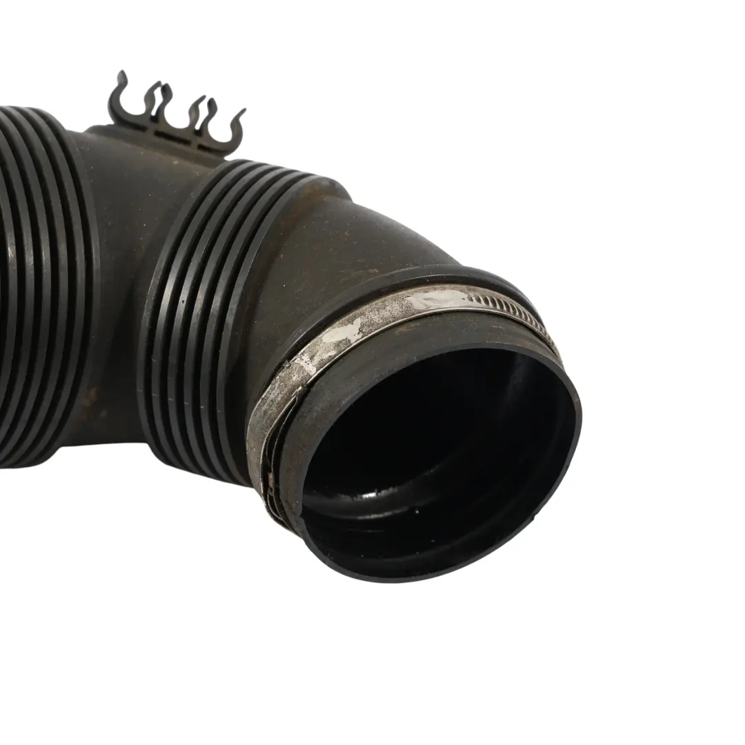 Intake Inlet Pipe Hose Tube Petrol Engine to Audi A3 8V VW Golf Mk7 Air with Part number 5Q0129654J Audi A3 8V VW Golf Mk7 Air Intake Inlet Pipe Hose Tube Petrol Engine - SKU 5Q0129654J - Part number 5Q0129654J