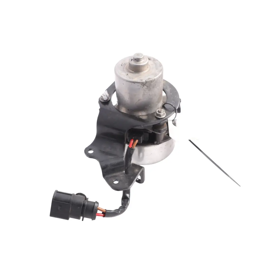 Elektrische Unterdruckpumpe Benzin für VW Volkswagen Golf Sportsvan mit Teilenummer 5Q0612181 VW Volkswagen Golf Sportsvan Elektrische Unterdruckpumpe Benzin - SKU 5Q0612181 - Teilenummer 5Q0612181